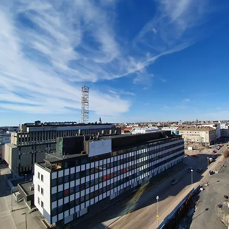 Center Brand New Studio, Parking *