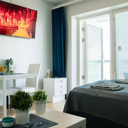 Center Brand New Studio, Parking Huoneisto *